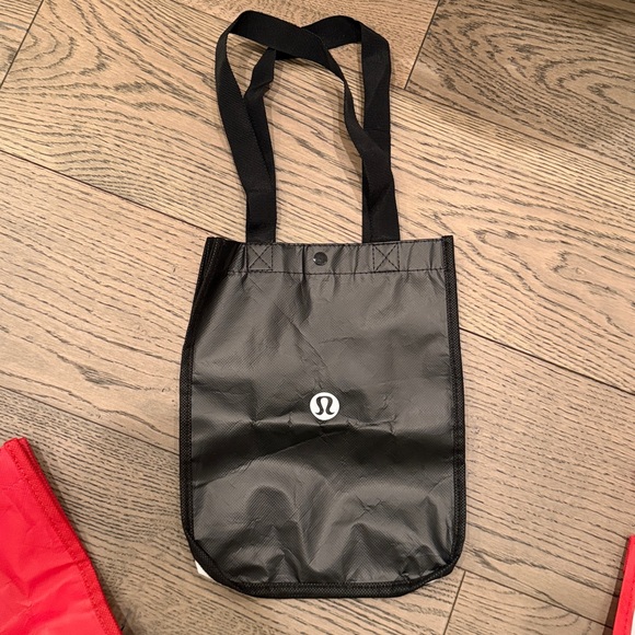 Lululemon reusable tote bags set of 3 snap closure top gym lunch travel bag - Picture 3 of 7